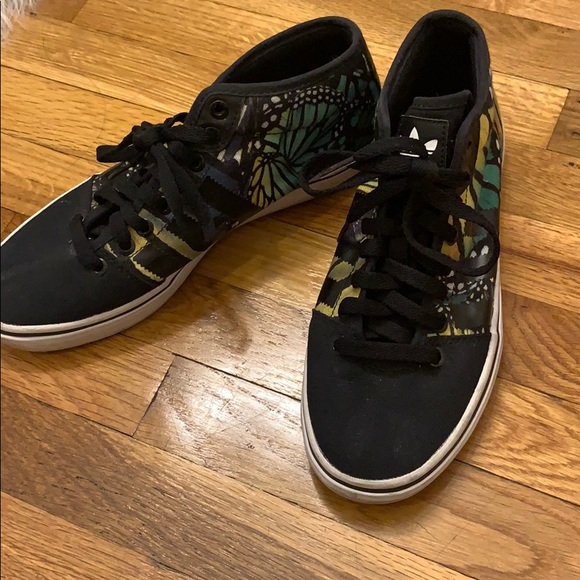 adidas butterfly trainers